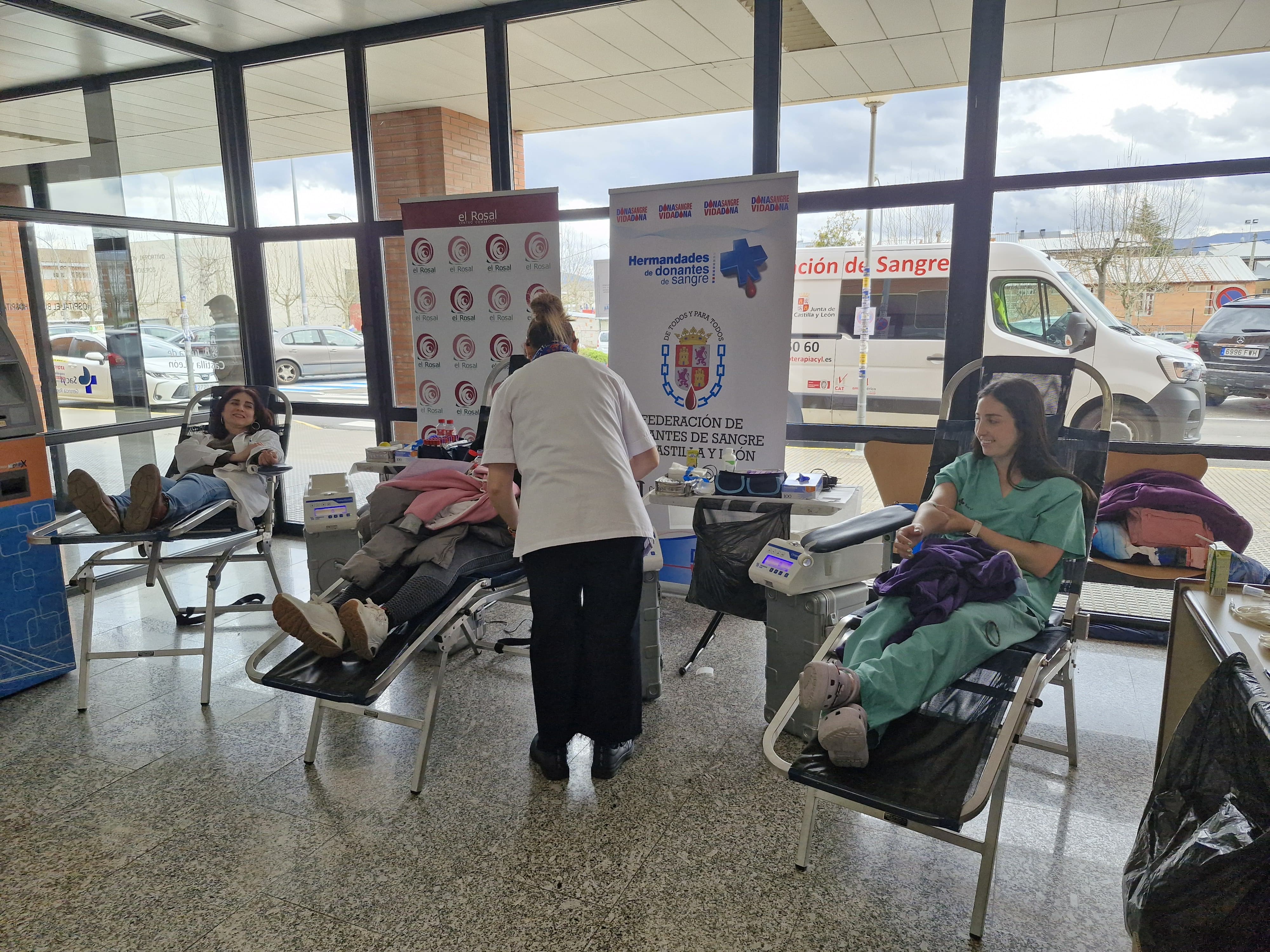 Donación de sangre en el Hospital El Bierzo.