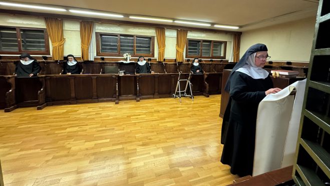 Estuvieron acompañadas por la Federación de Monjas Agustinas Recoletas de España. | L.N.C. Estuvieron acompañadas por la Federación de Monjas Agustinas Recoletas de España. | L.N.C.