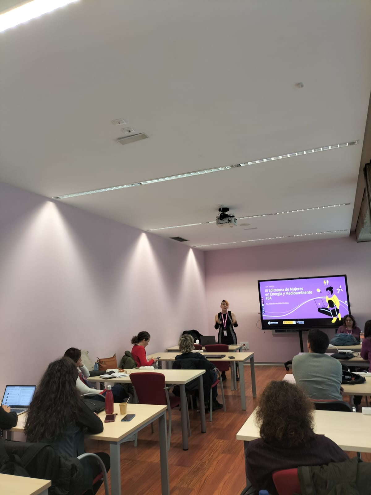Última reunión de las editoras en La Térmica Cultural. 