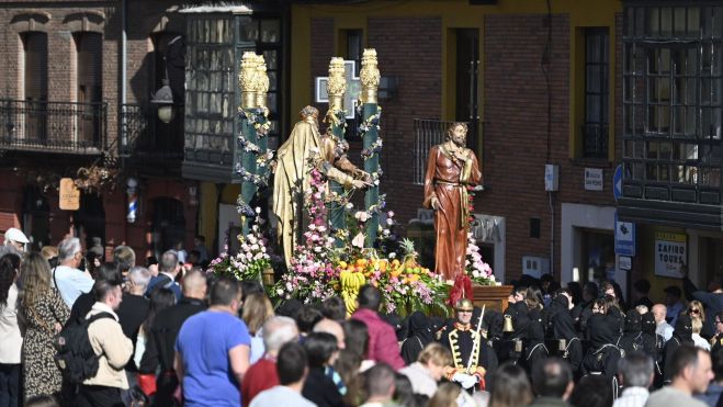 Procesión del Gran Poder (5) Procesión del Gran Poder (5)