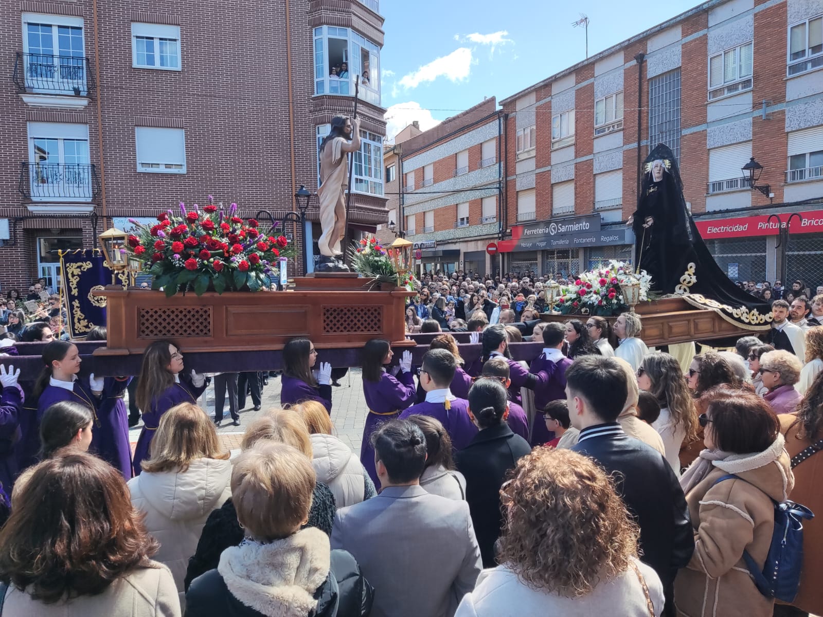 Encuentro de la Virgen con su Hijo Resucitado en Santa María del Páramo. | L.N.C.