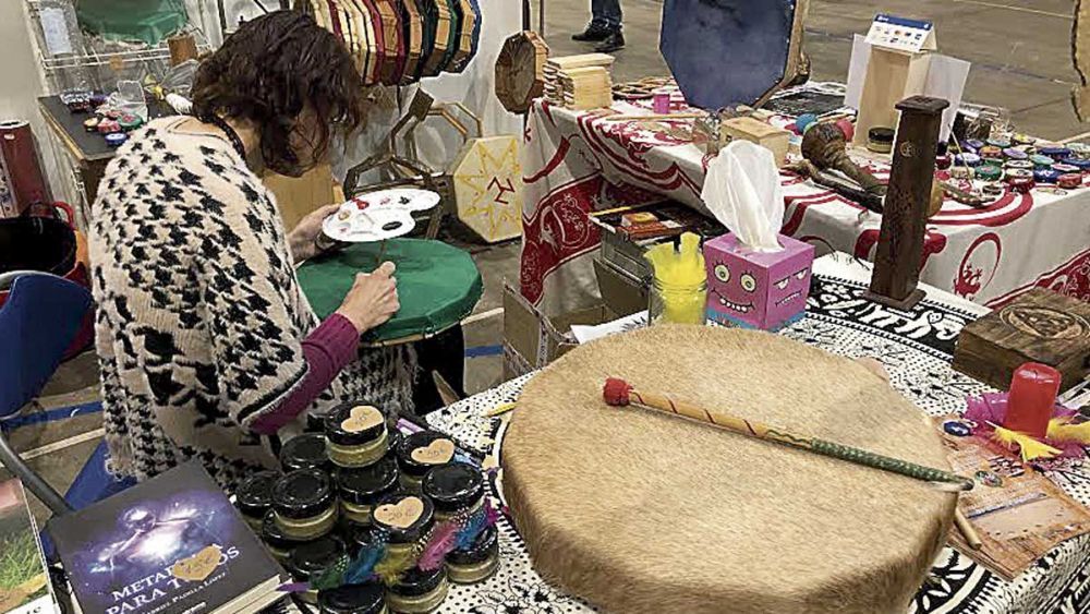 Uno de los puestos de la feria de una edición anterior. | L.N.C.
