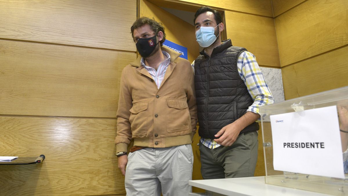 Un instante del Comité Ejecutivo Extraordinario del PP en León. | ICAL