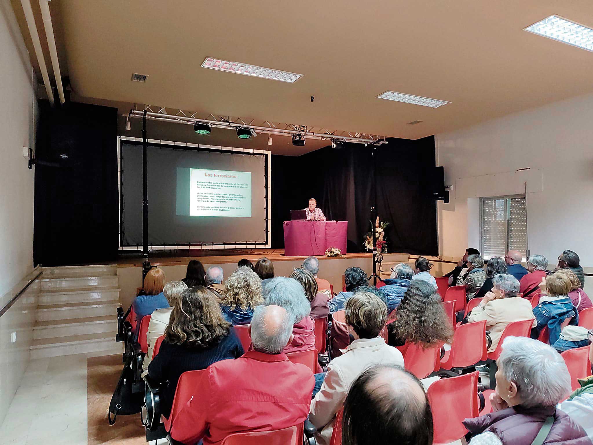 Valencia de Don Juan revive al Tren Burra en su Semana Cultural.