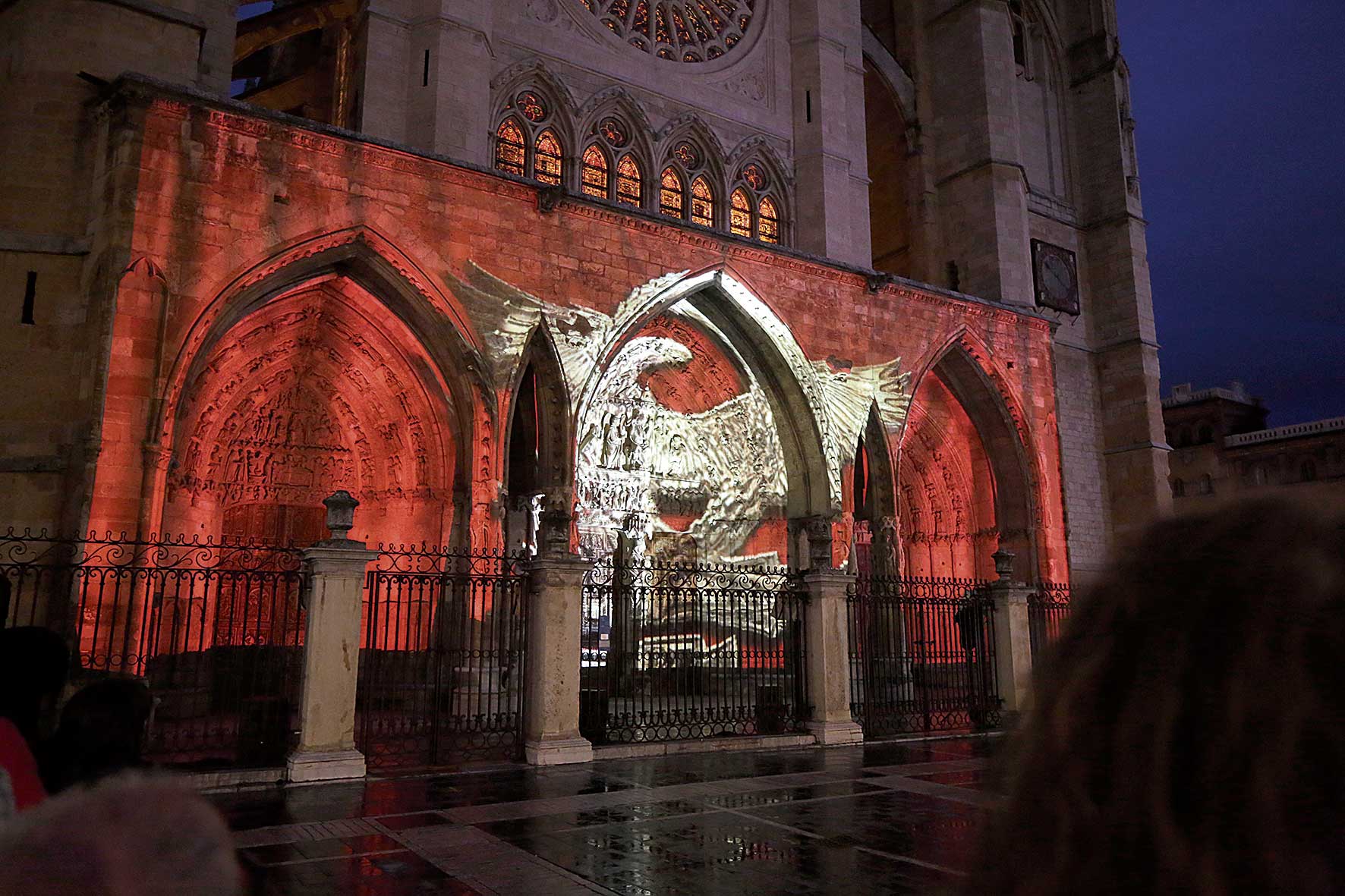 La Catedral de León, un lienzo. | FERNANDO OTERO