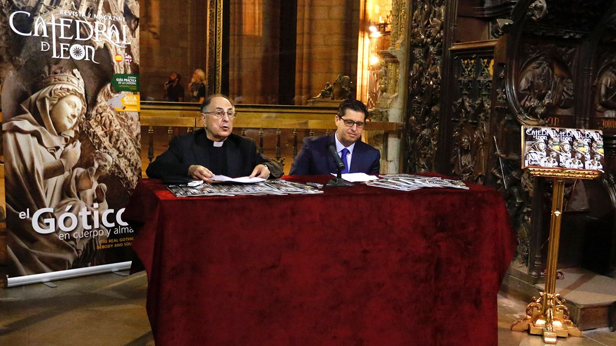 Presentación de la revista Catedral de León, que publica la Editorial Vía Sacra con la colaboración especial del Cabildo Catedral de León y de la Diócesis de León. | ICAL