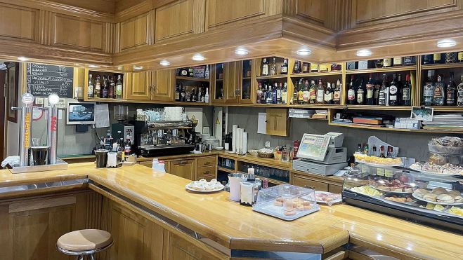 Una imagen del interior del Bar Tranches Una imagen del interior del Bar Tranches