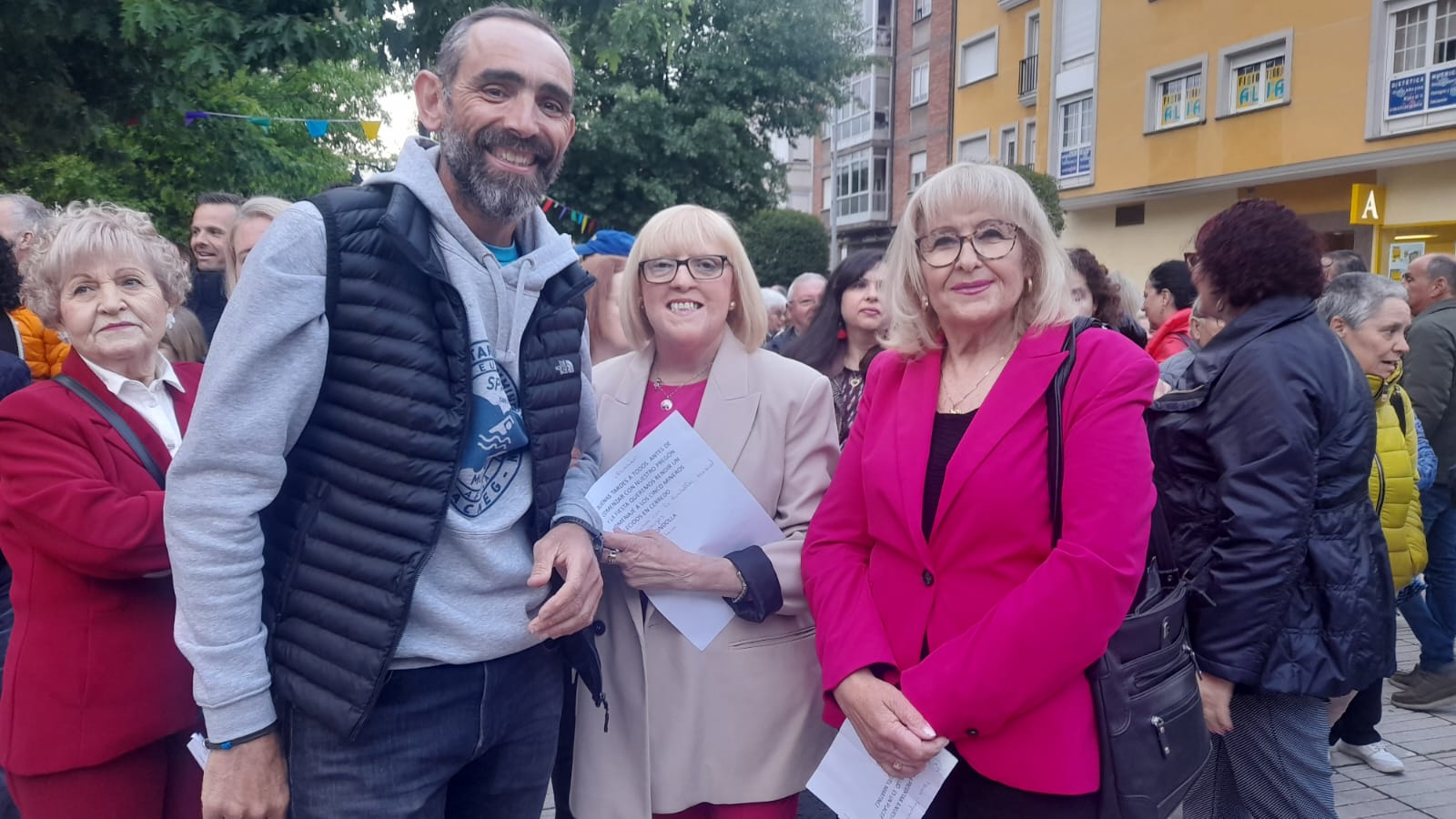 Miguel Basurco en las fiestas de Flores del Sil. | M.I.