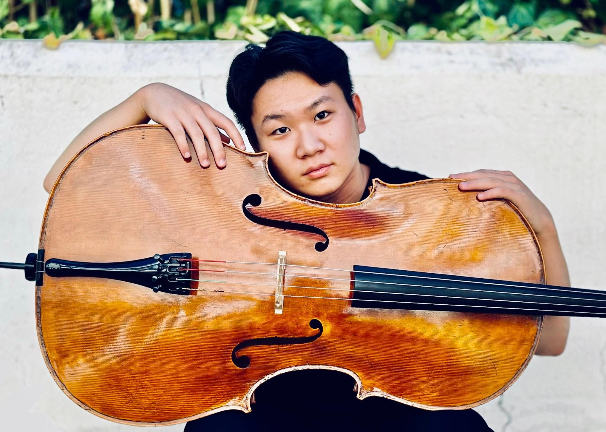 El violonchelista ponferradino, Jun Hyung Lee.