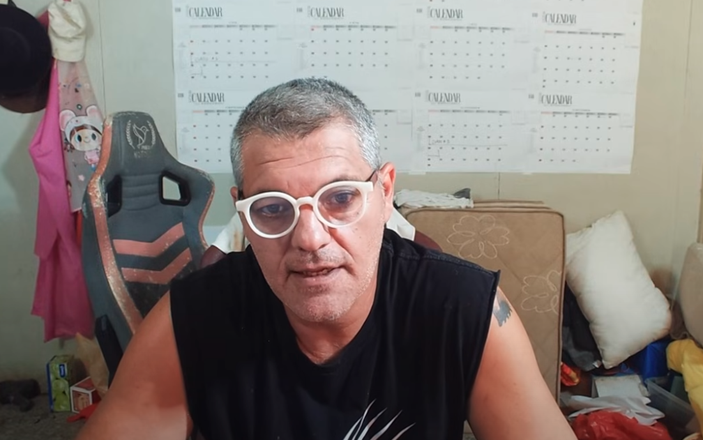 Frank Cuesta, en su comunicado en su canal de YouTube. 