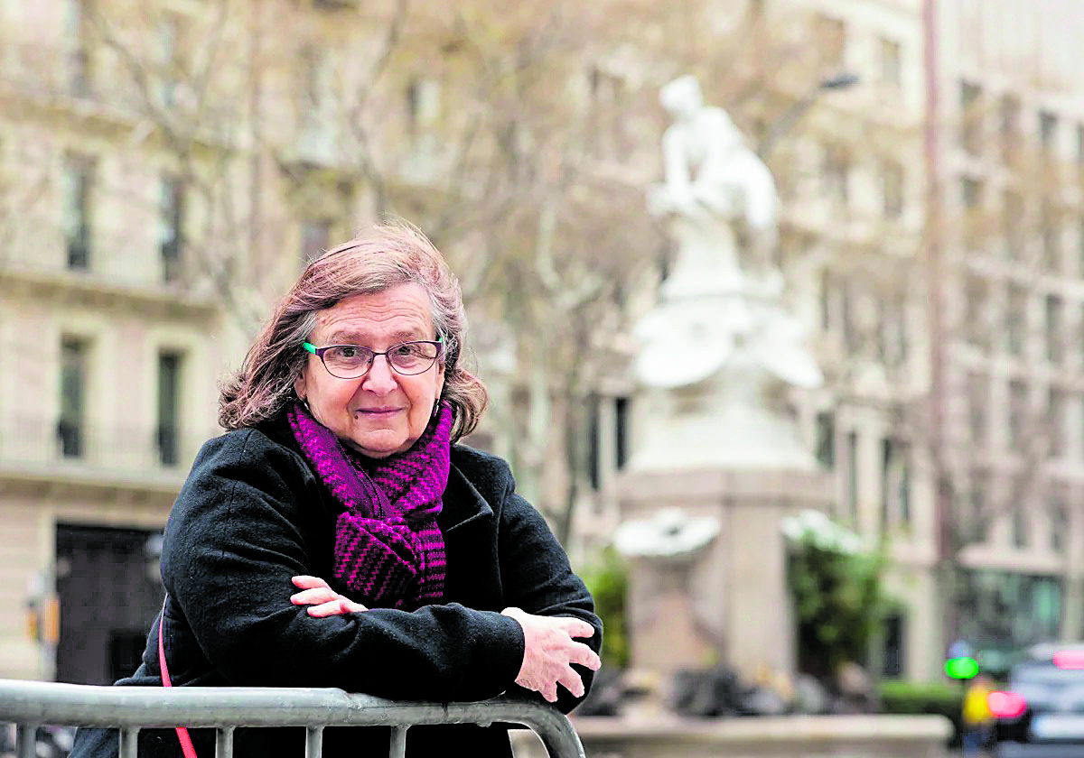 Imagen de archivo de la escritora argentina aficanda en Madrid, Clara Obligado, fundadora de uno de los talleres de escritura más longevos de España. | ABC