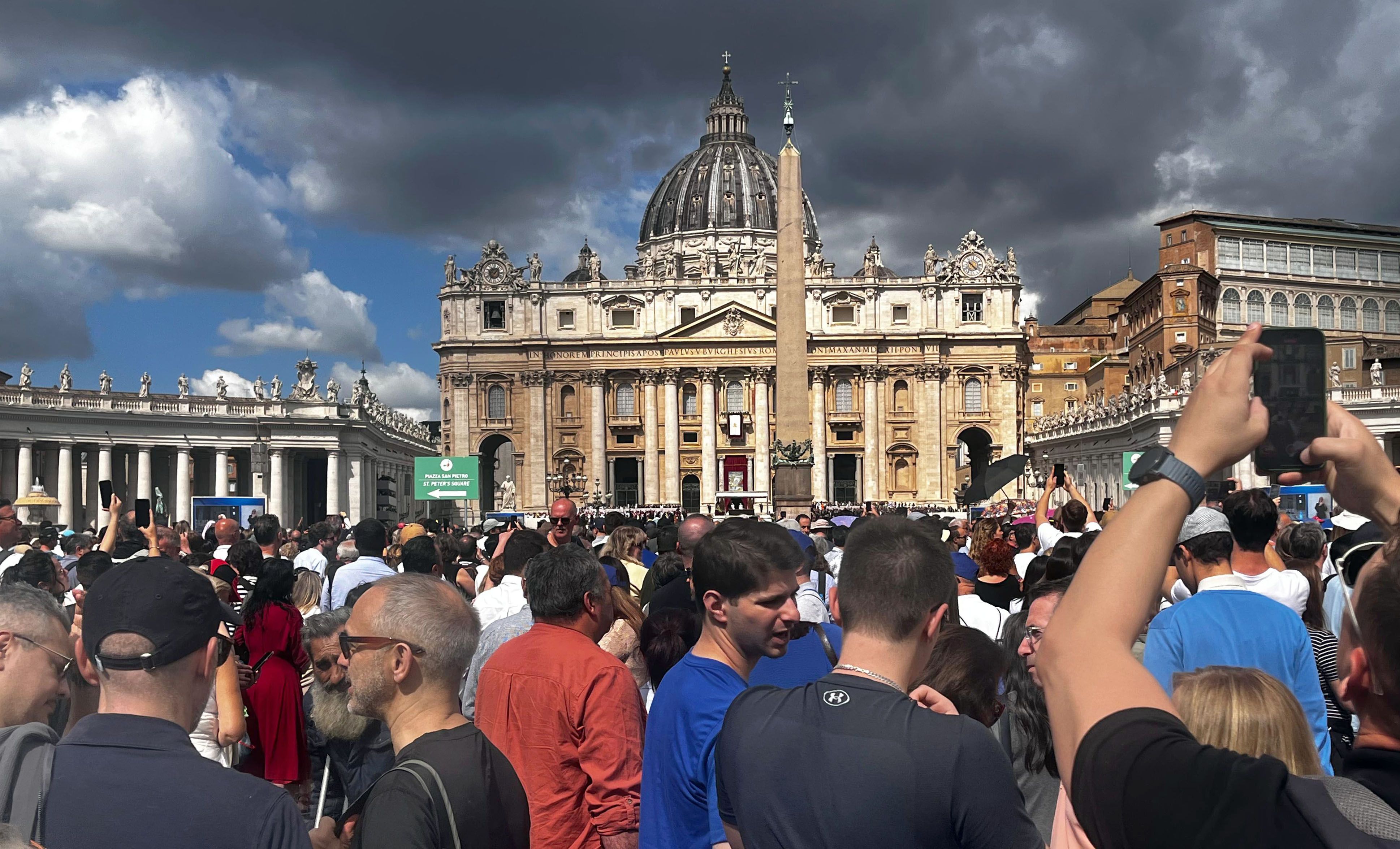 Inicio de la misa del Pontificado del papa León XIV. | ICAL