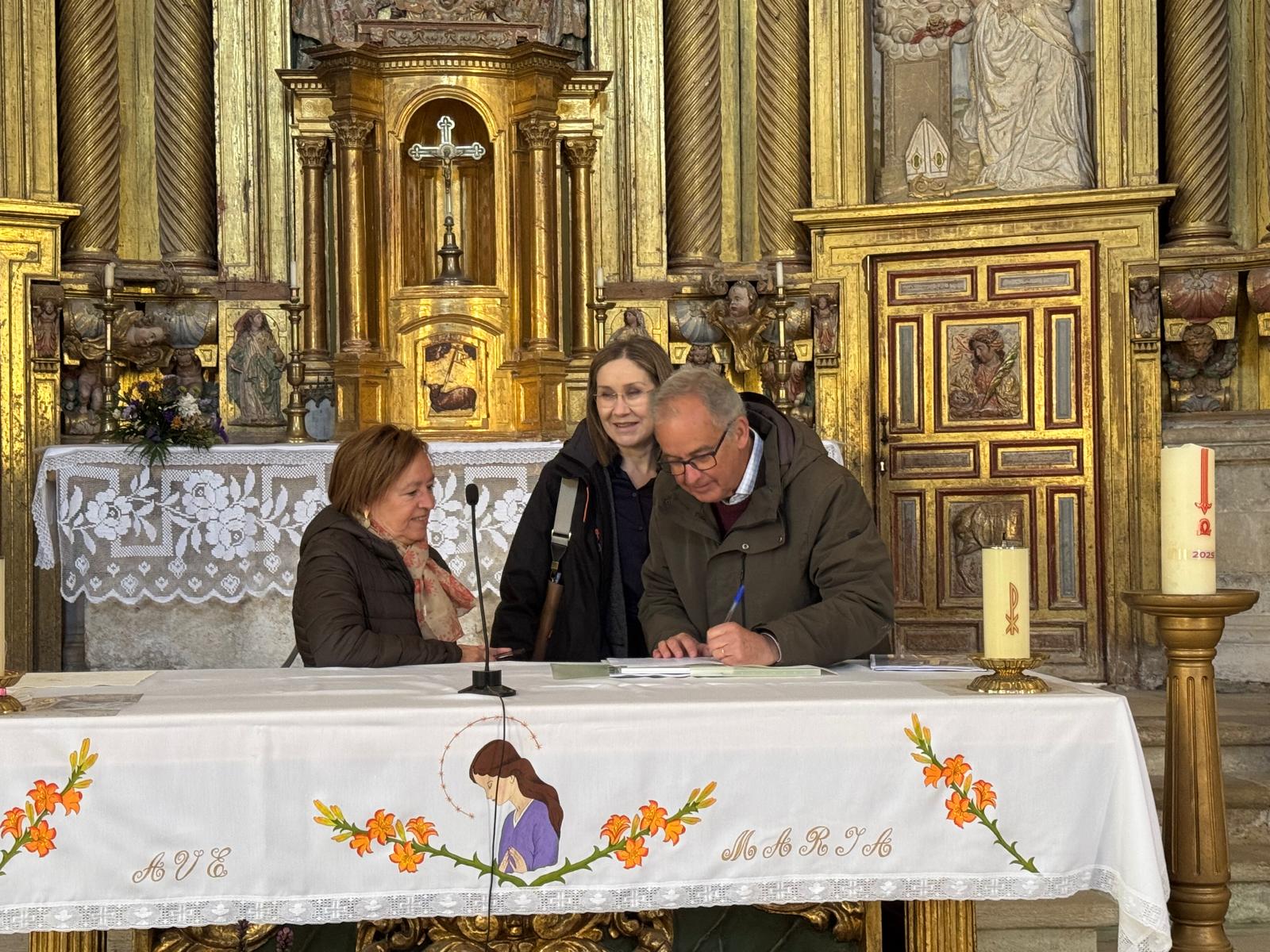 El Servicio Territorial de Cultura ha invertido 17.000 euros en la limpieza de la sacristía. | L.N.C.