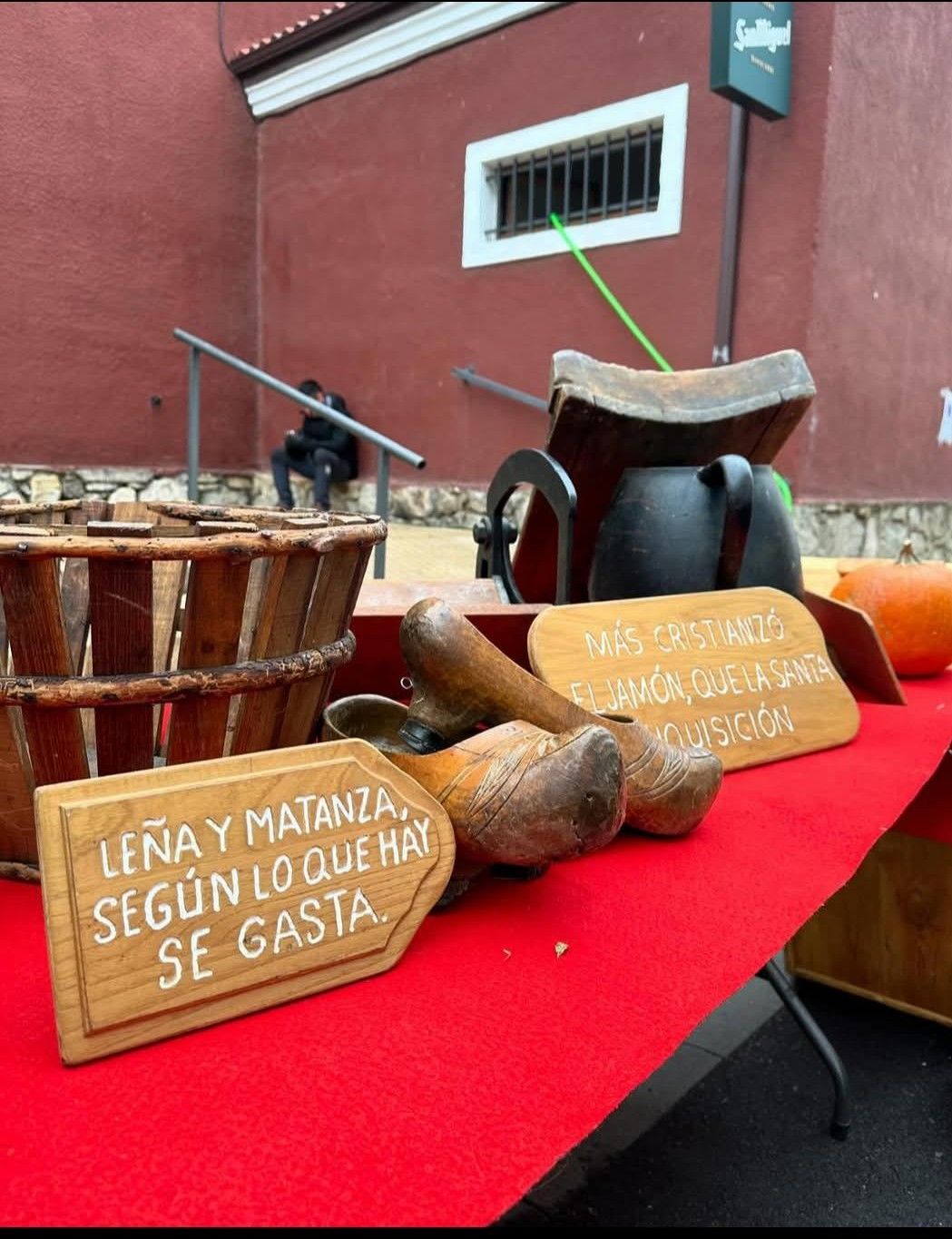 La Feria de Santa Catalina encarna el valor de la matanza, las tradiciones y la cultura.|AYTO. CISTIERNA