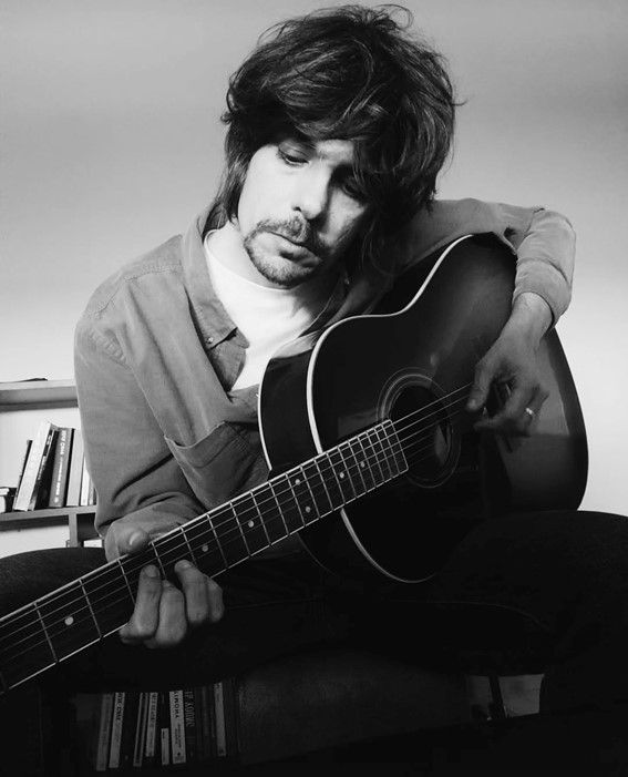 El cantautor Jorge Arias, conocido artísticamente como Arsel Randez. | L.N.C.