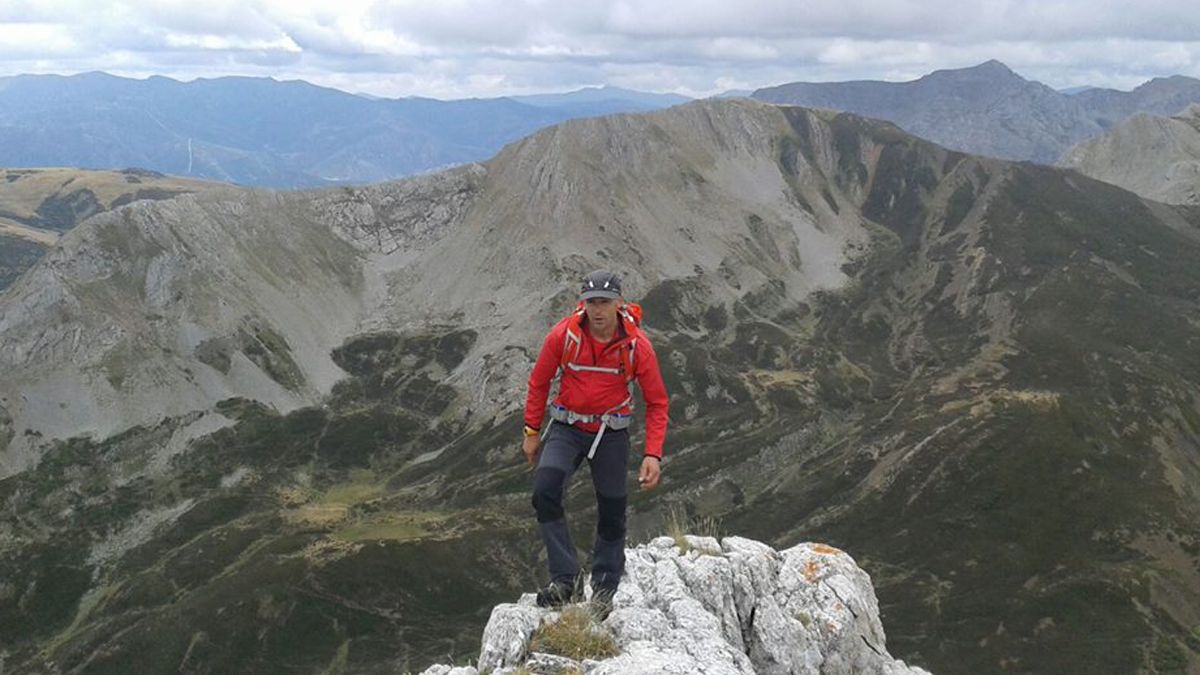 Eulogio Bello, durante una travesía de montaña.