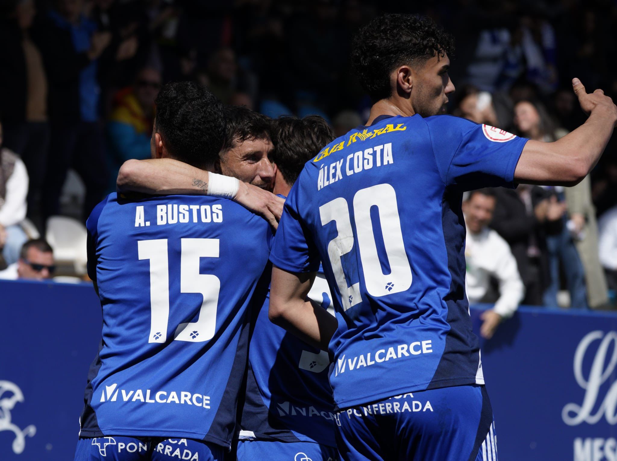 La Deportiva se va al 'playoff' con dos victorias consecutivas y una de sus mejores versiones de la temporada. PONFERRADINA