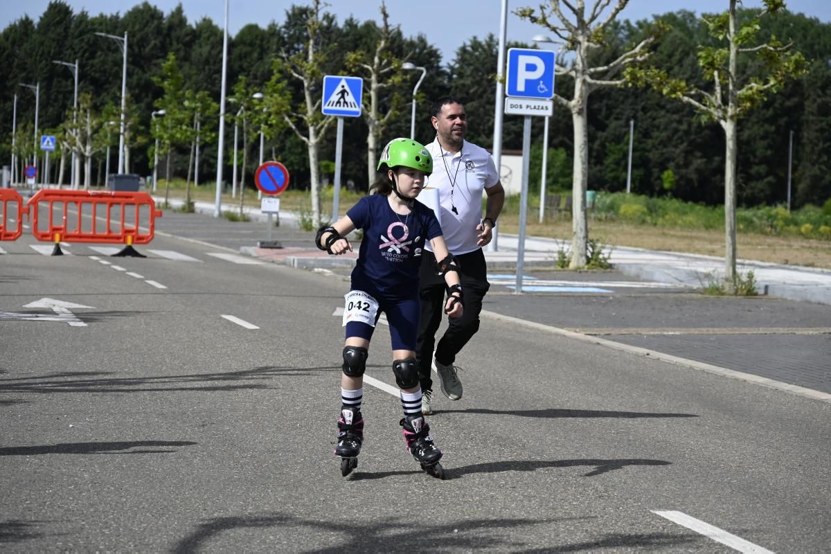 Patinando por Angola en León. | SAÚL ARÉN