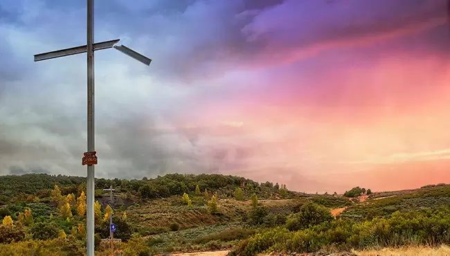 Cruz Cercenada, en el Camino Olvidado. Cruz Cercenada, en el Camino Olvidado.