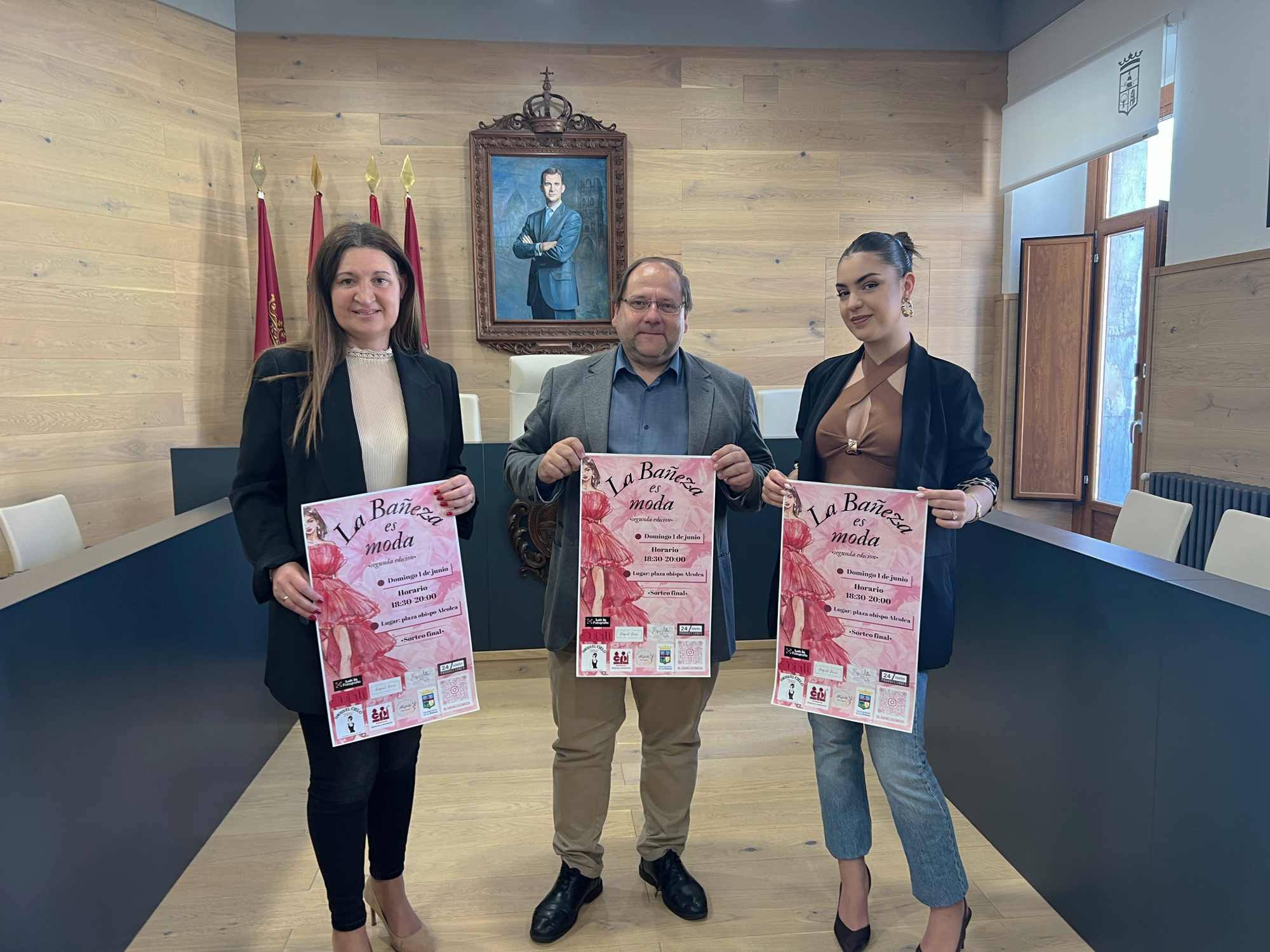 Bailez, Carrera y Marqués presentando este miércoles el evento 'La Bañeza es moda'. | L.N.C.