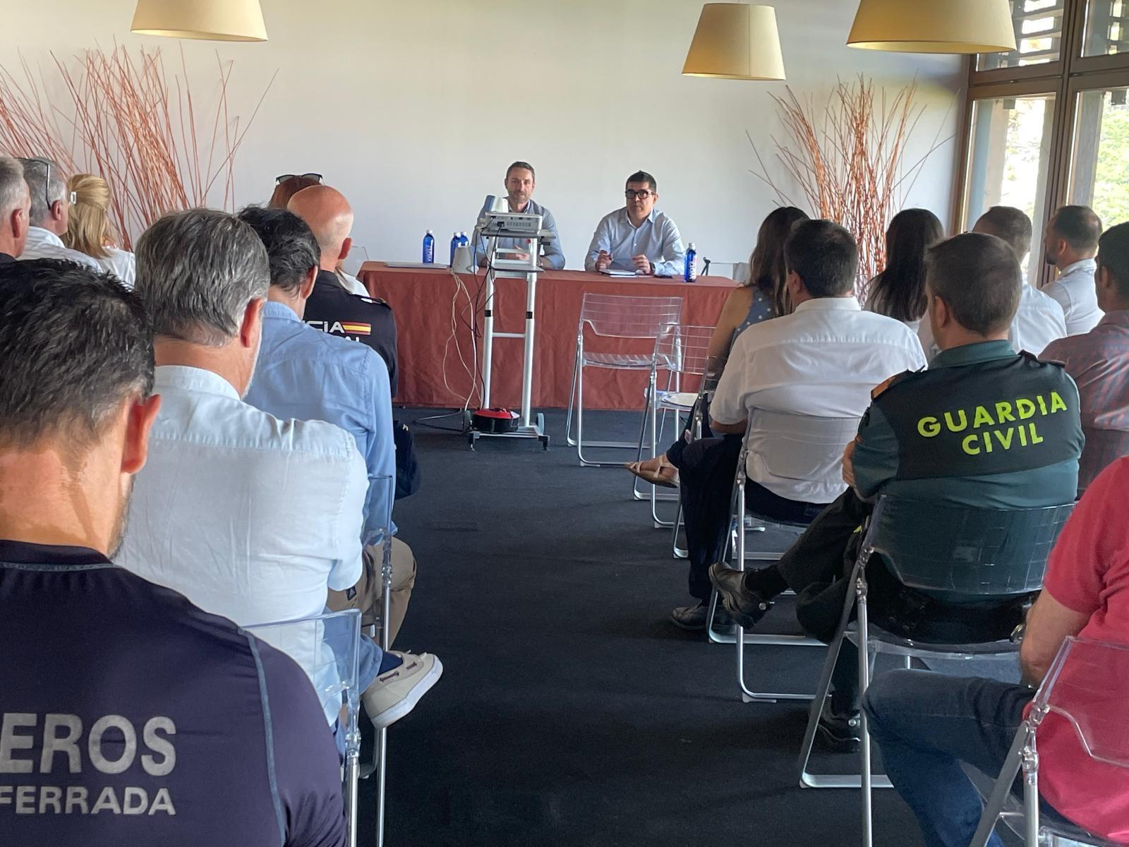 Reunión de los medios para ejecutar los planes de emergencia en Ponferrada. 