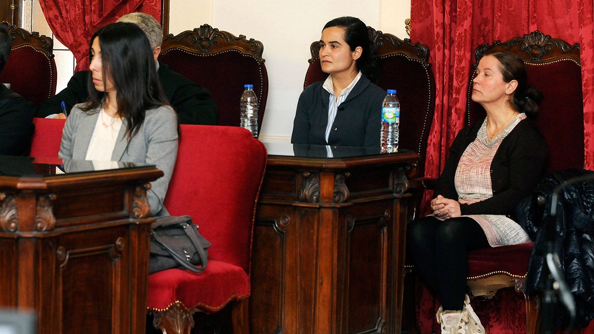 Imagen de las acusadas durante la lectura del veredicto. | J. CASARES