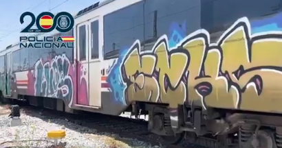  Vagones de tren con grafitis. | POLICÍA NACIONAL