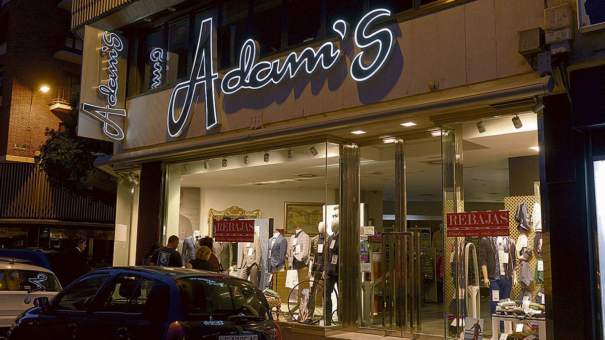 Adam’s abrió sus puertas en 1975, pero no fue hasta 1982 cuando se trasladó a sus instalaciones actuales de la calle San Agustín. | MAURICIO PEÑA