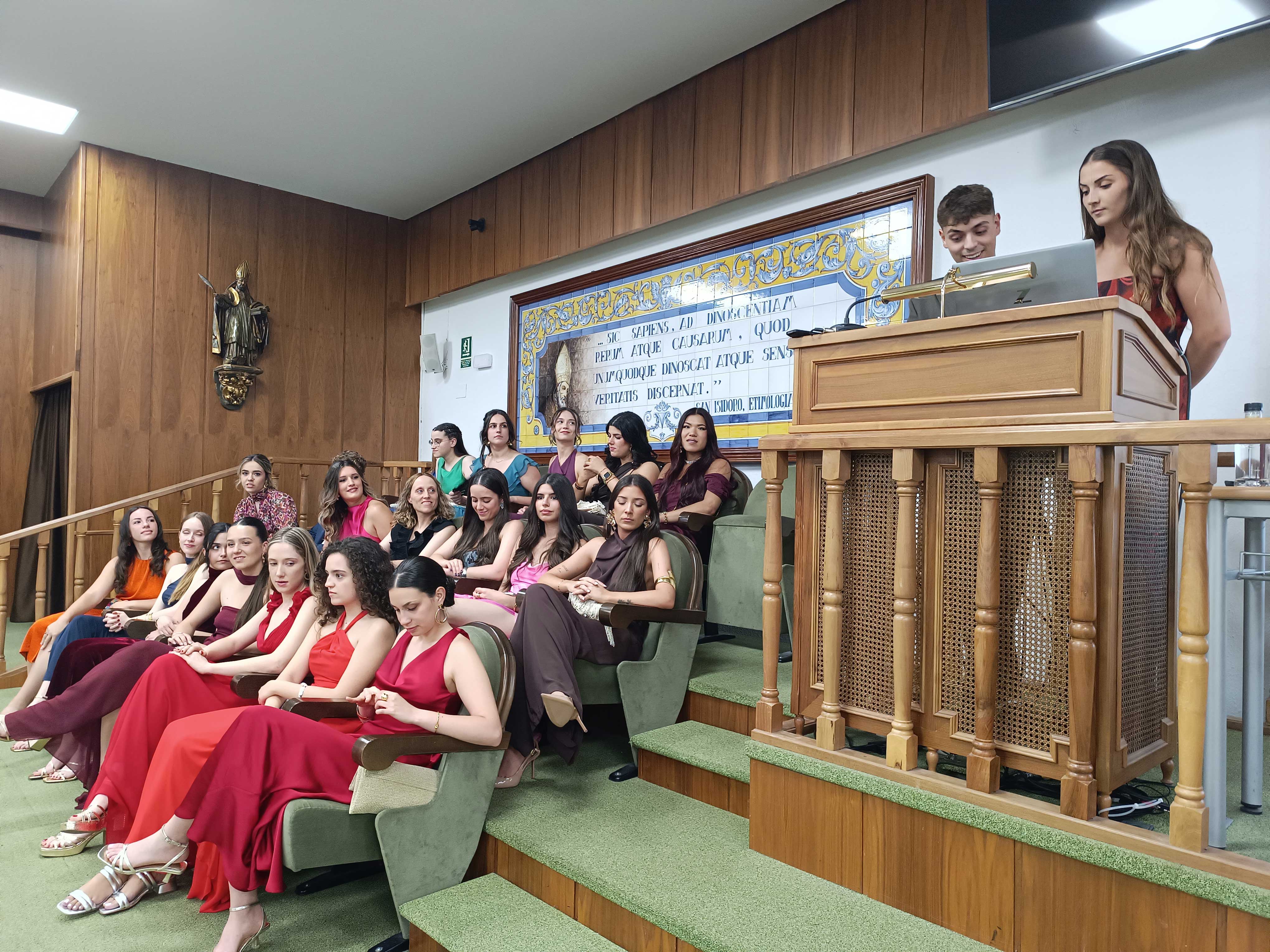 Graduación de Enfermería en la Universidad de León. | L.N.C.