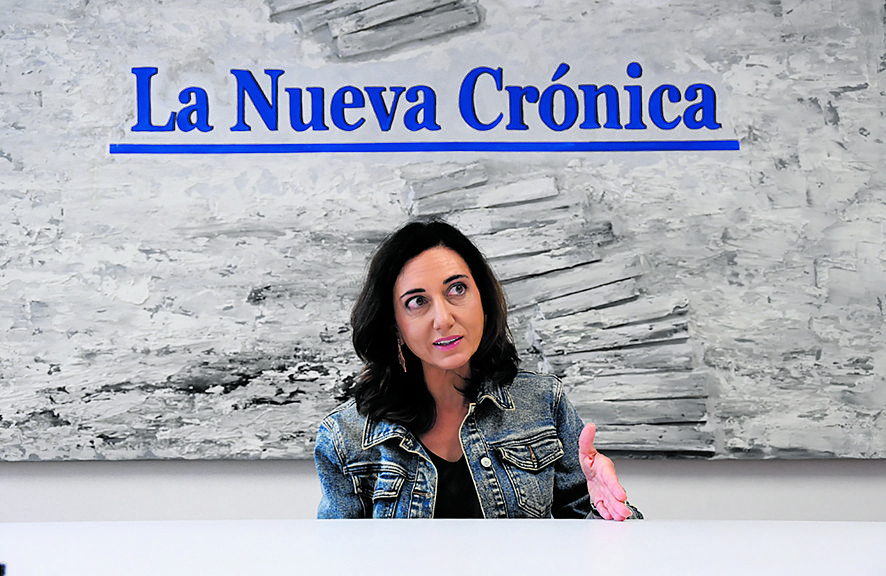 Alicia Gallego, durante la entrevista en la redacción de La Nueva Crónica. | SAÚL ARÉN Alicia Gallego, durante la entrevista en la redacción de La Nueva Crónica. | SAÚL ARÉN