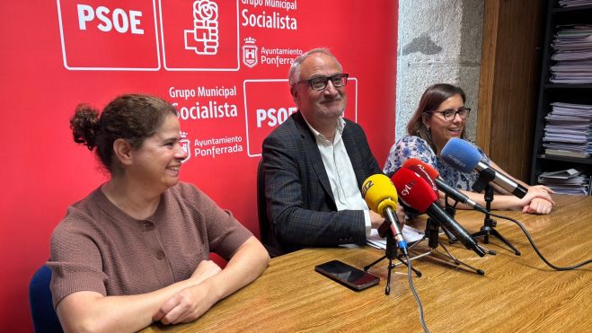Rueda de prensa del PSOE de Ponferrada. | JAVIER FERNÁNDEZ Rueda de prensa del PSOE de Ponferrada. | JAVIER FERNÁNDEZ