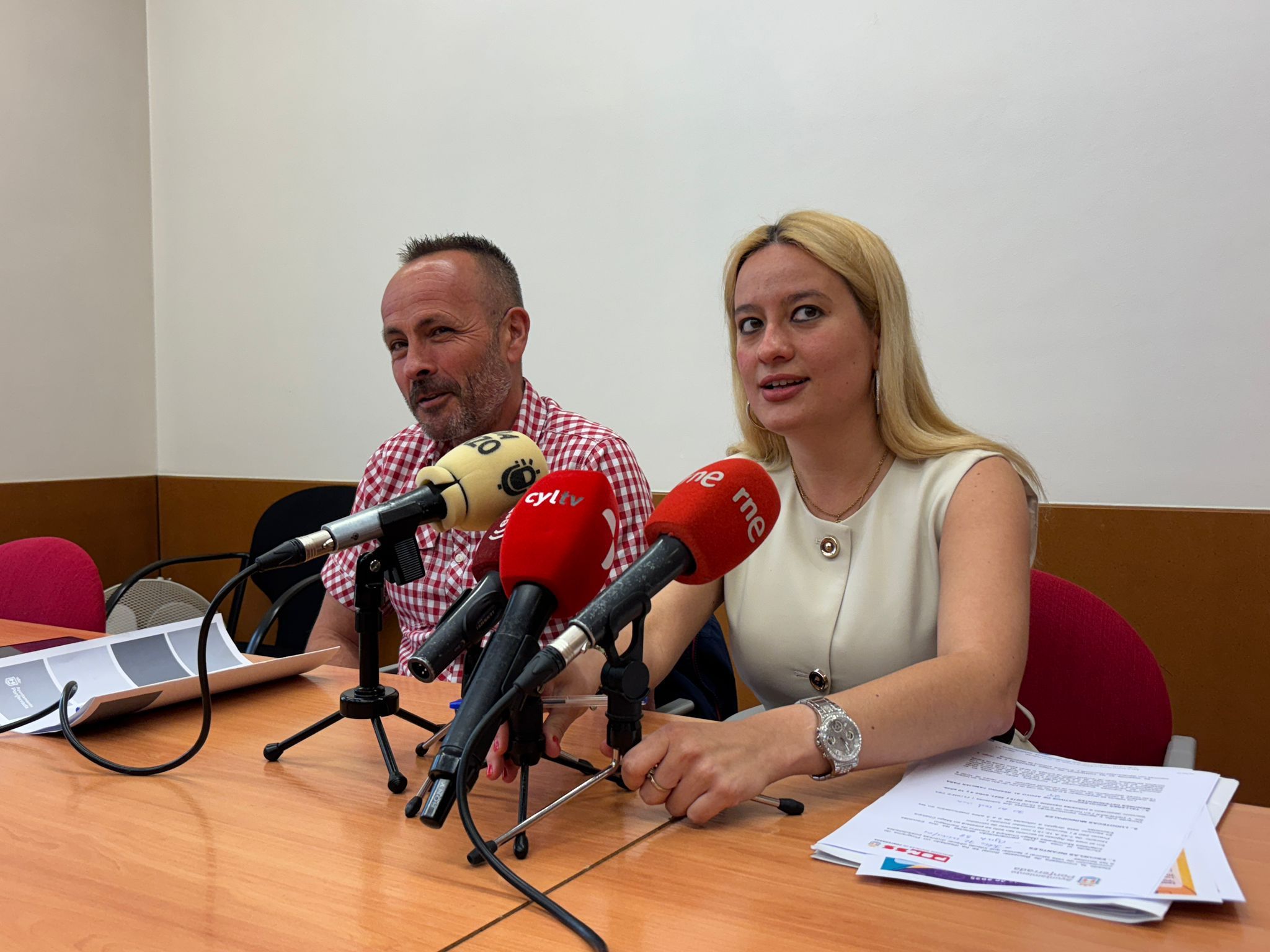 Presentación de las actividades de verano. | J.F.