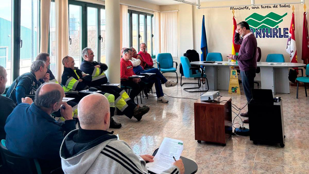 Formación realizada a los empleados de la mancomunidad. | L.N.C.