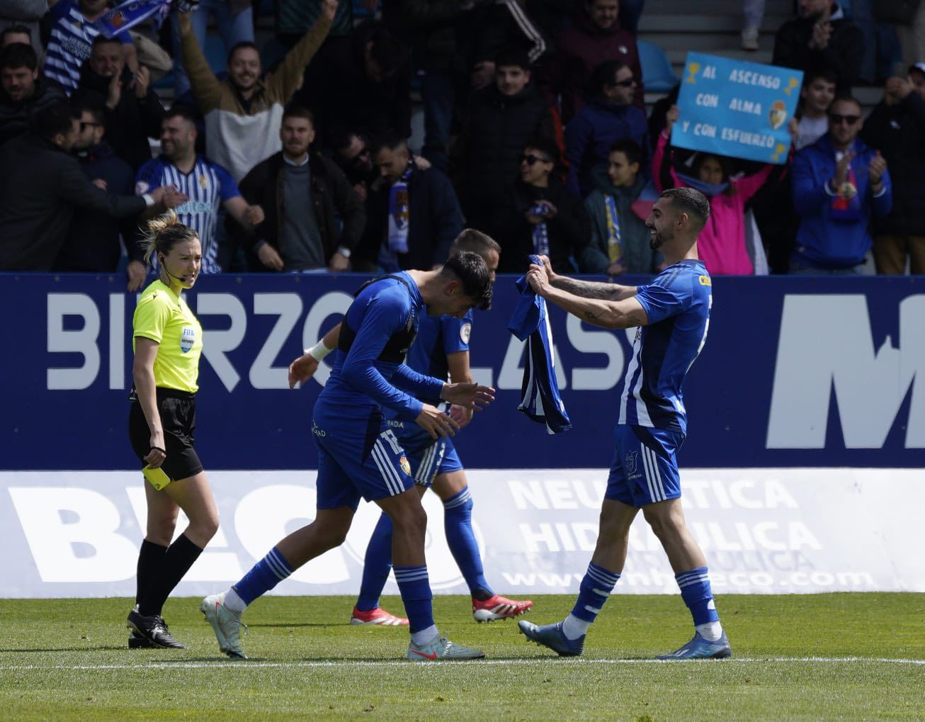 La Deportiva afronta otra de las eliminatorias clave en su historia y en la que debe remontar. PONFERRADINA
