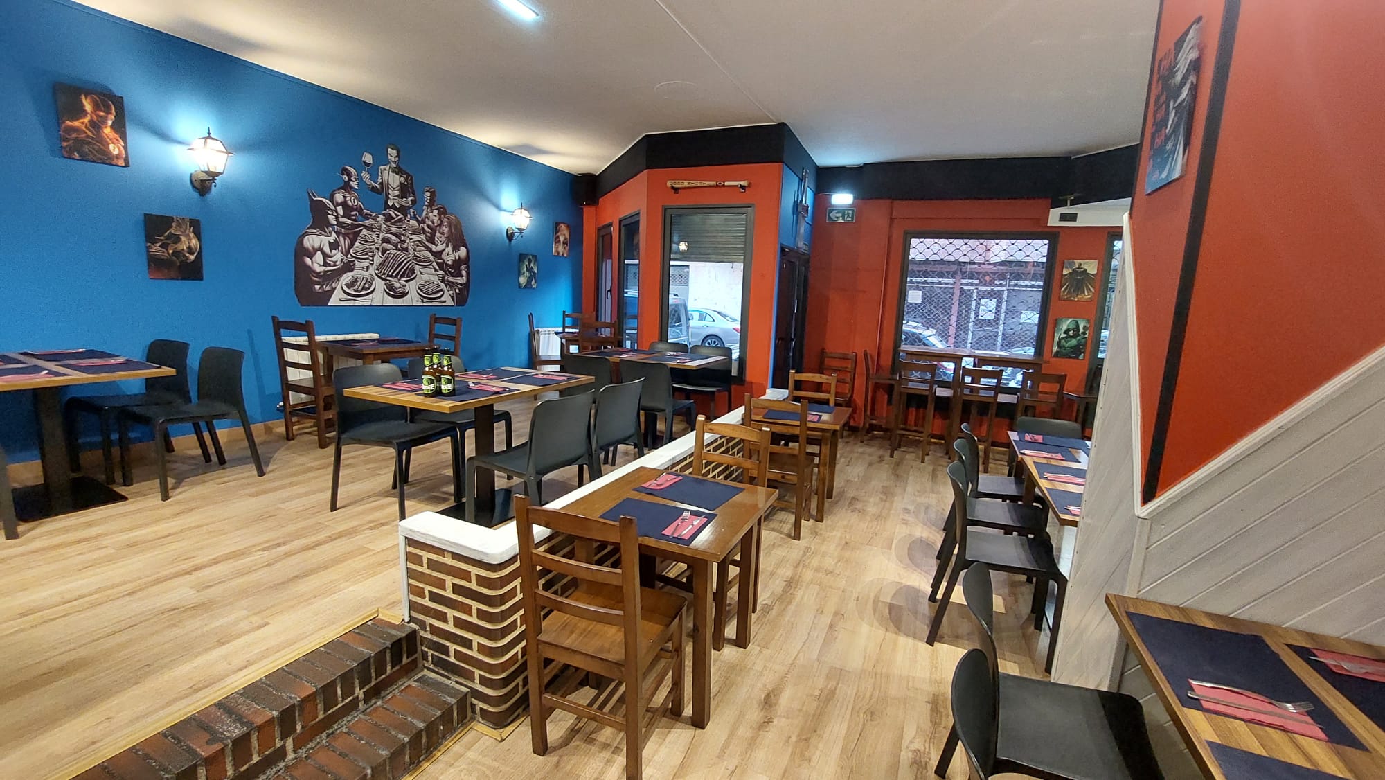 The Pit Smoke & Grill está ubicado en el número 7 de la calle Jaime Balmes.