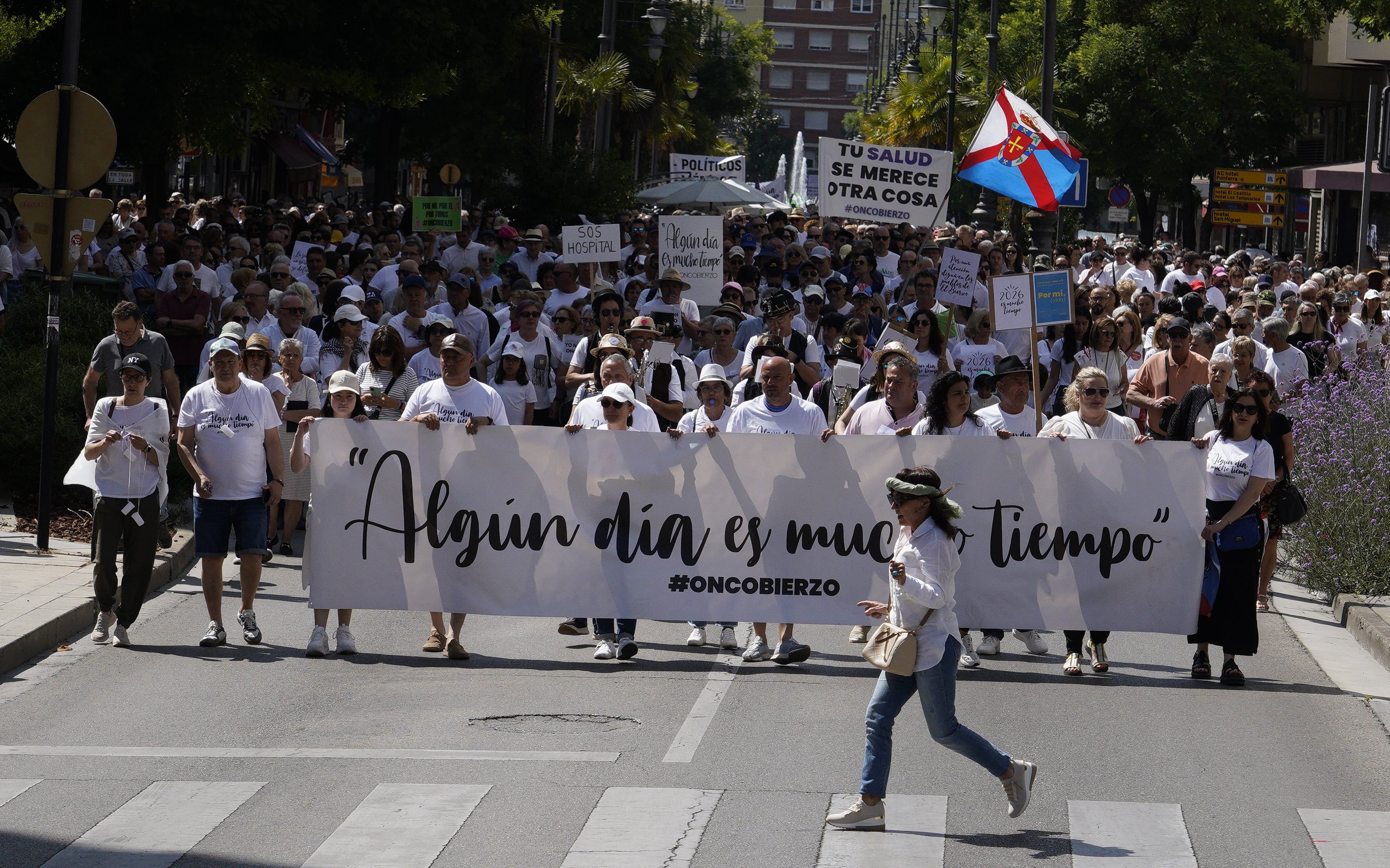 Protesta por las calles de Ponferrada de este domingo. | CÉSAR SÁNCHEZ (ICAL) Protesta por las calles de Ponferrada de este domingo. | CÉSAR SÁNCHEZ (ICAL)