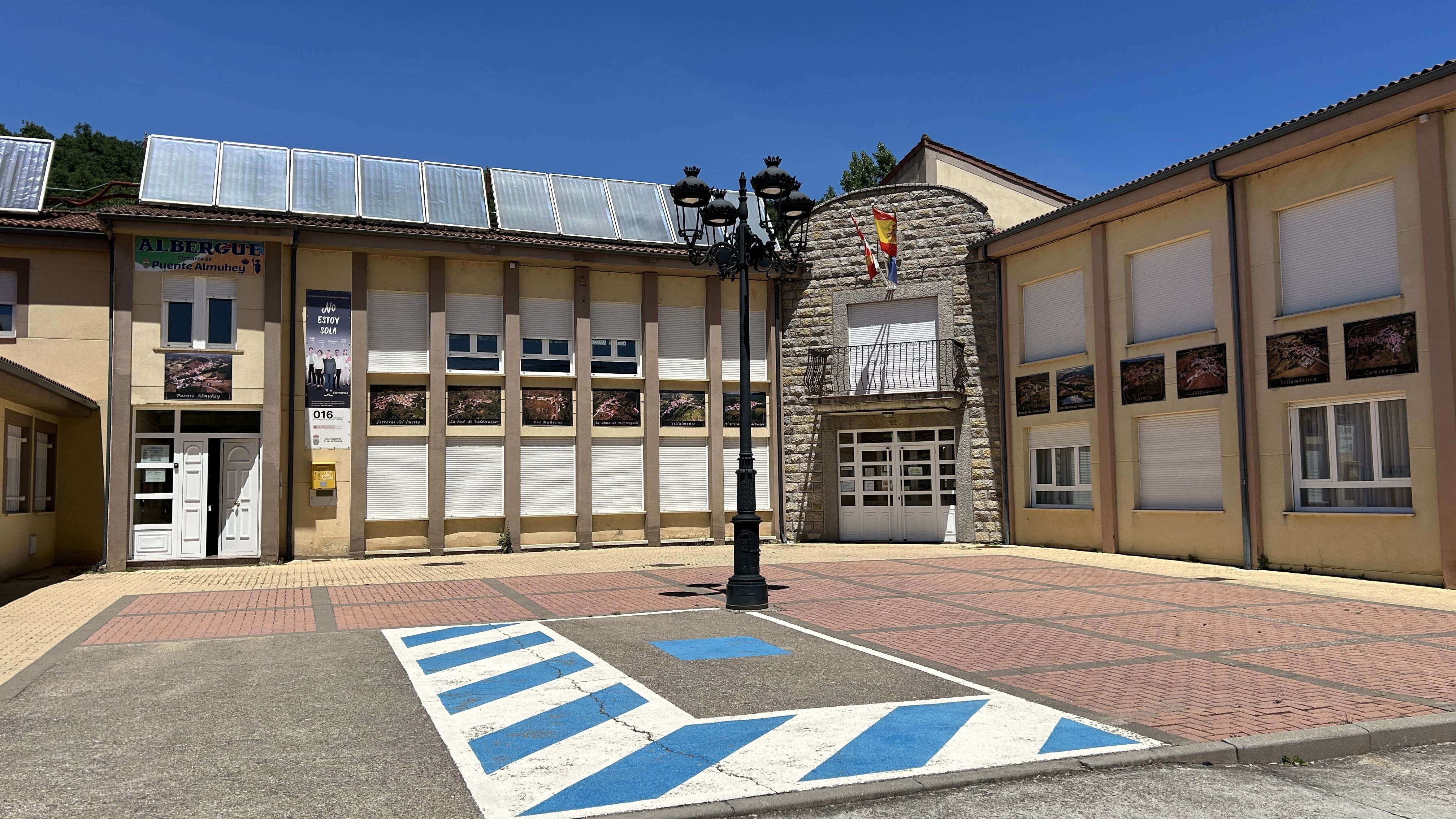 En la imagen, el Ayuntamiento de Valderrueda en una fotografía de archivo.