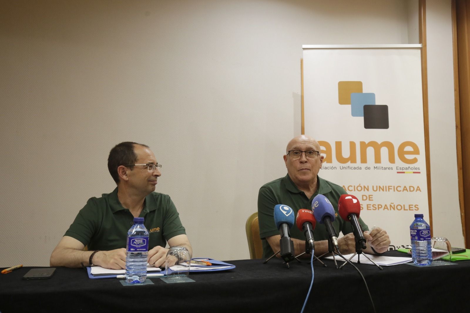 Iván Alcántara, secretario de AUME, y Jorge Bravo, encargado de comunicación en la asociación | FERNANDO OTERO Iván Alcántara, secretario de AUME, y Jorge Bravo, encargado de comunicación en la asociación | FERNANDO OTERO