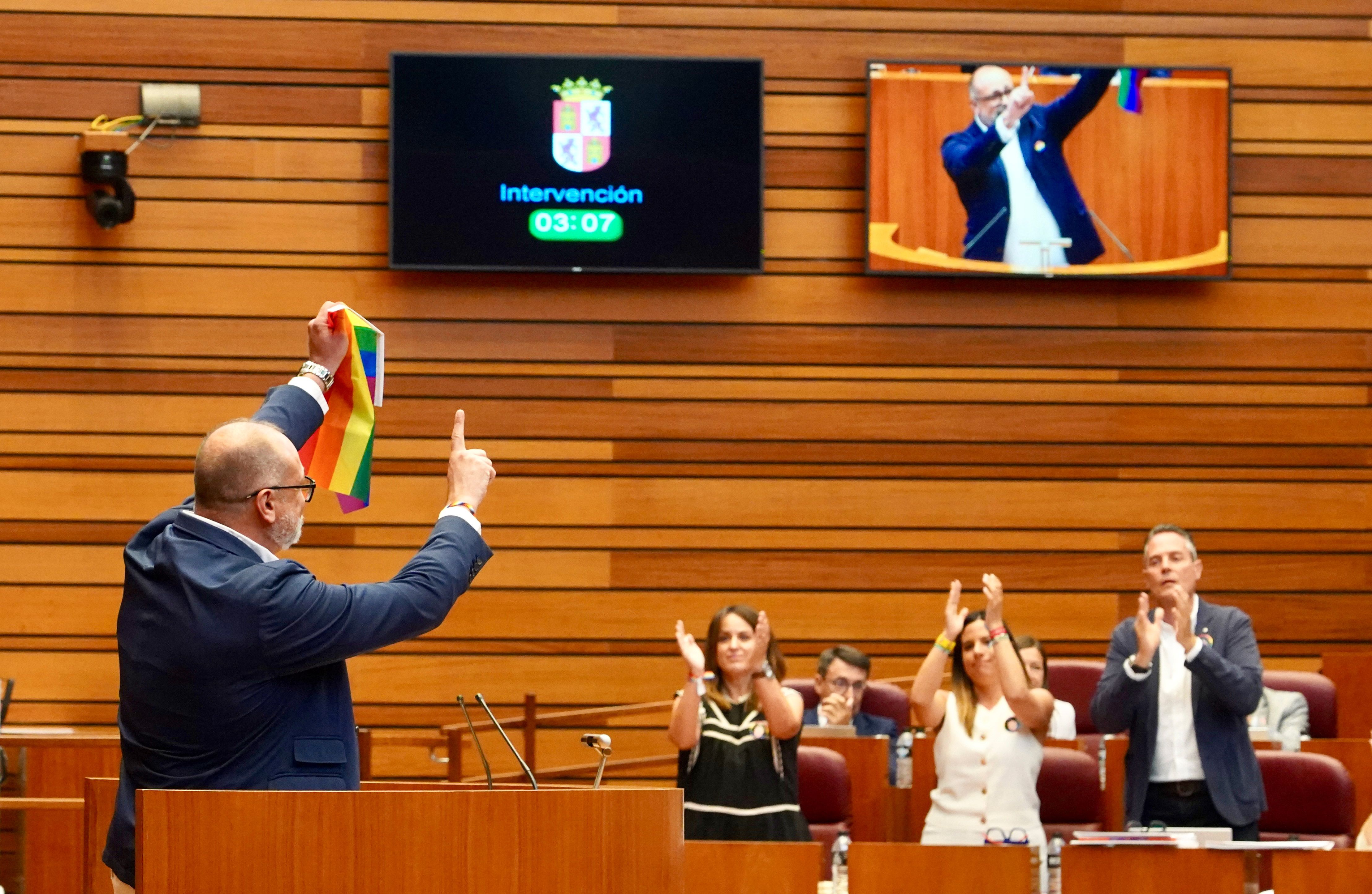 Debate en el pleno de las Cortes de Castilla y León de la proposición de ley. | ICAL