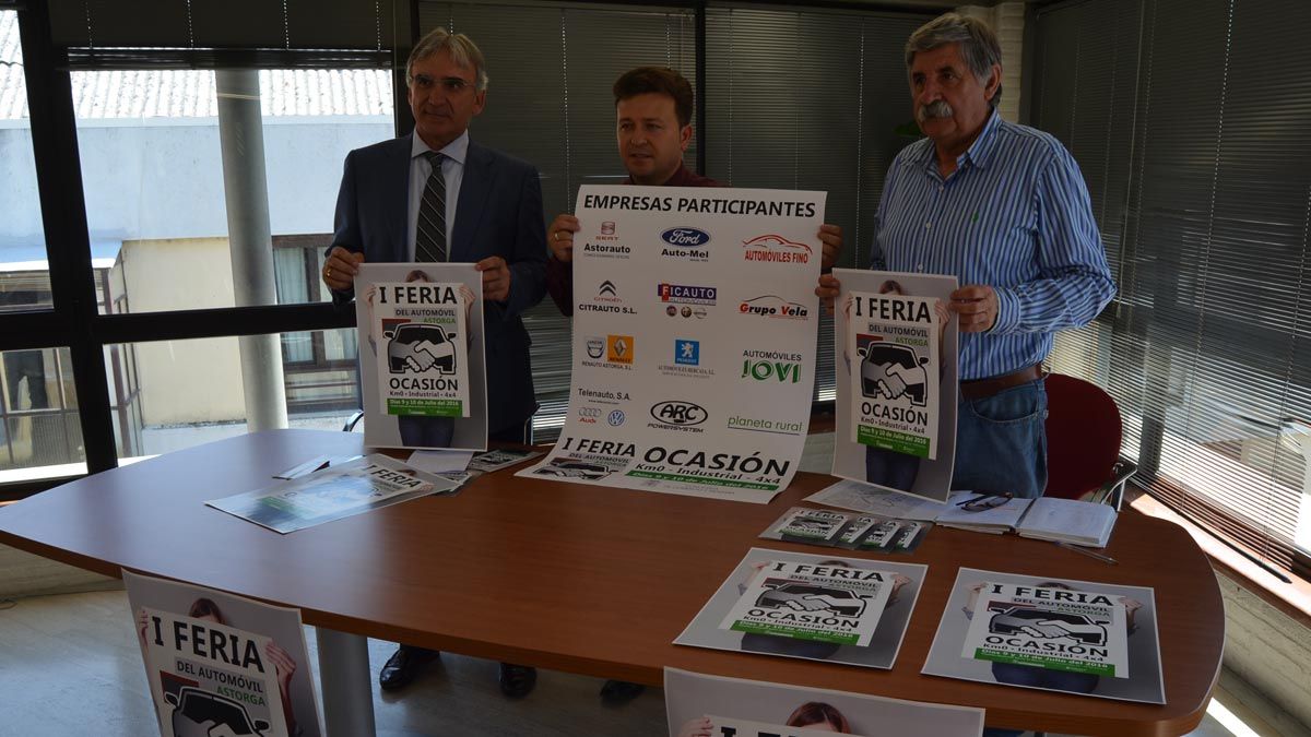 El presidente de la Cámara y los concejales Peyuca y Ortiz. | P.F.