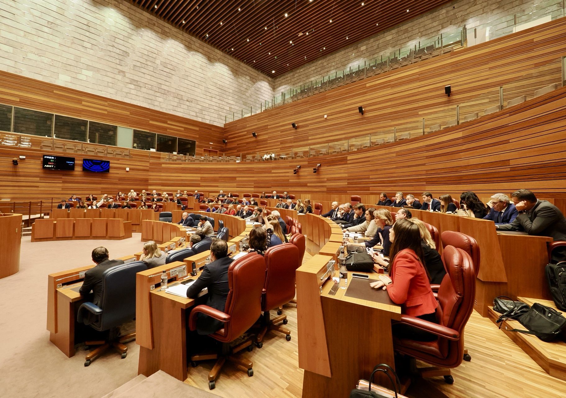 Un pleno de las Cortes de Castilla y León | L.N.C.