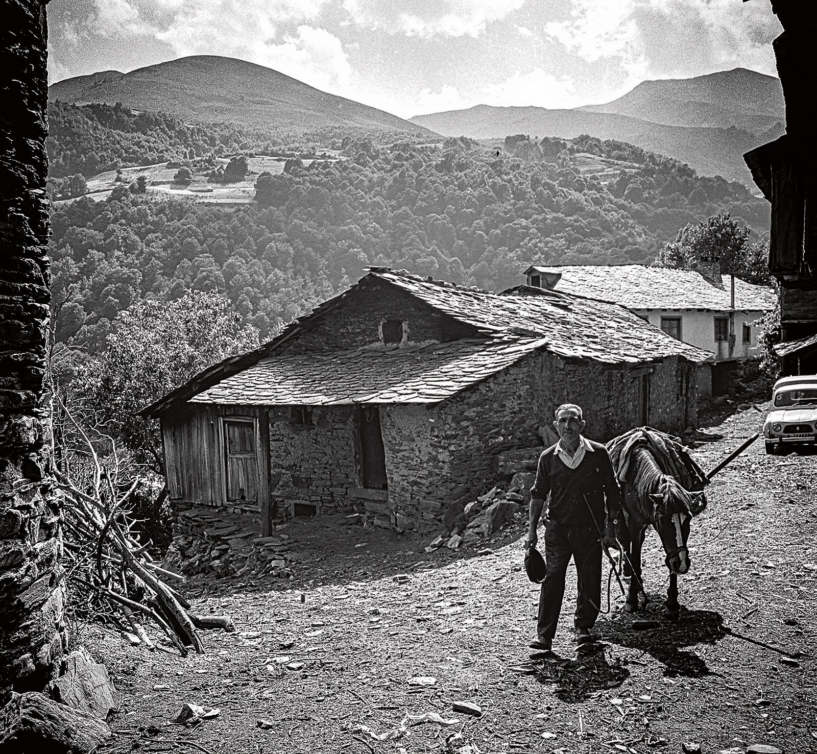 San Pedro de Montes en 1973. |FERNANDO RUBIO