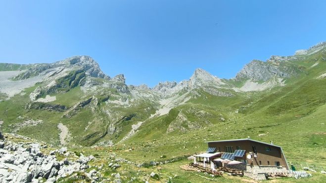 21 Refugio del Meicín (Foto Jorge Noriega) 21 Refugio del Meicín (Foto Jorge Noriega)