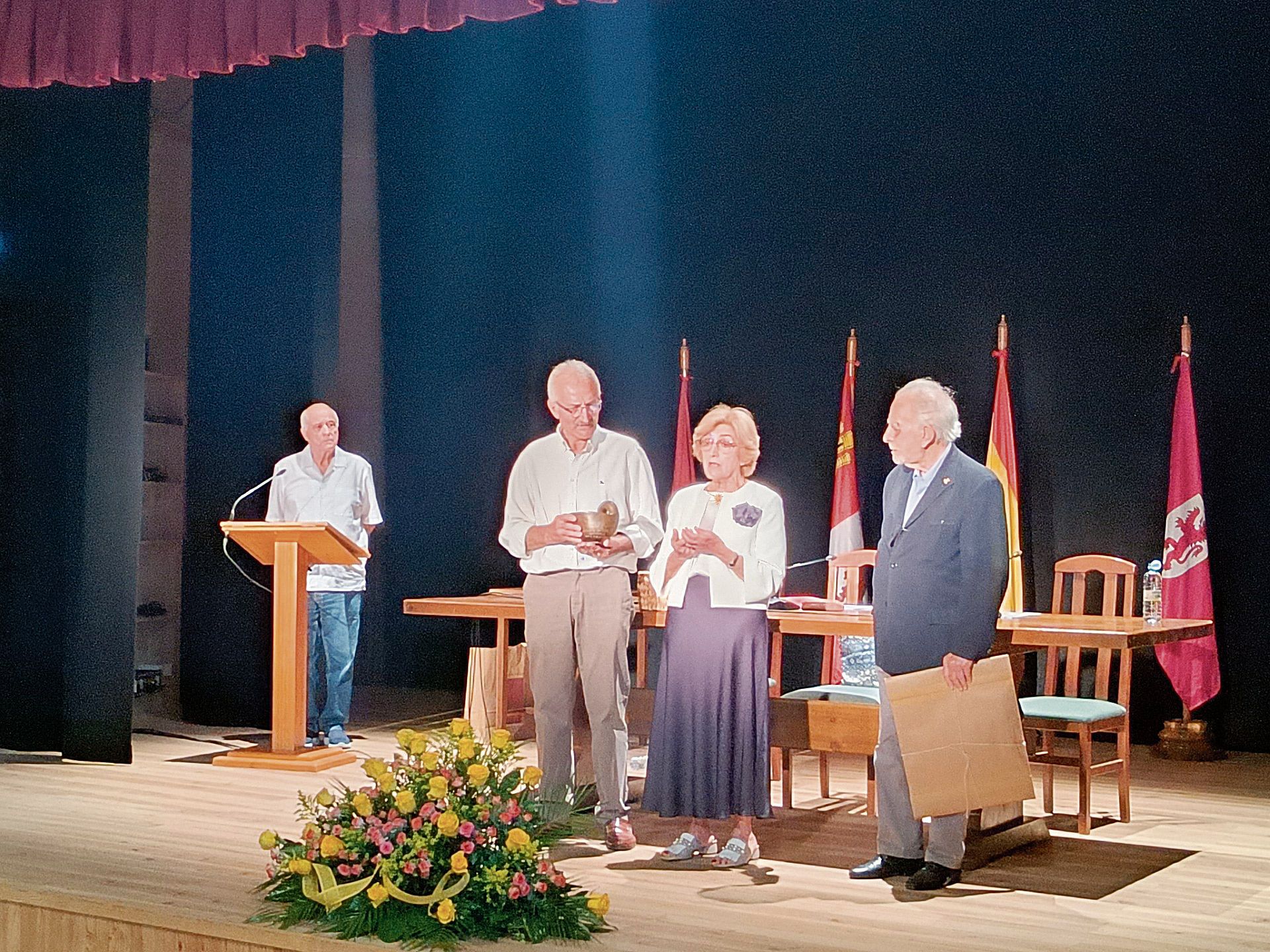 El prestigioso y cuidado premio Semilla de Oro de Gordoncillo fue a manos de una mujer, Irene Andres Suárez.