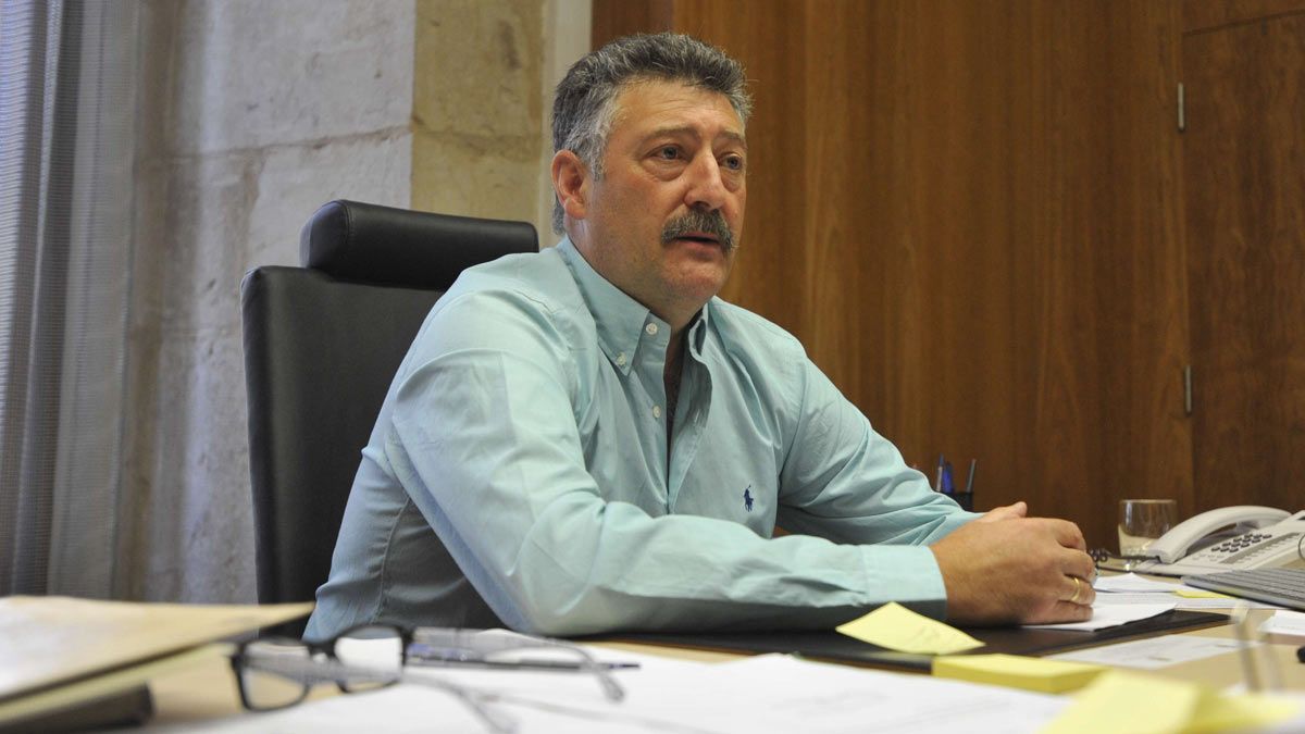 Ángel Calvo, diputado y presidente del consorcio Gersul. | DANIEL MARTÍN
