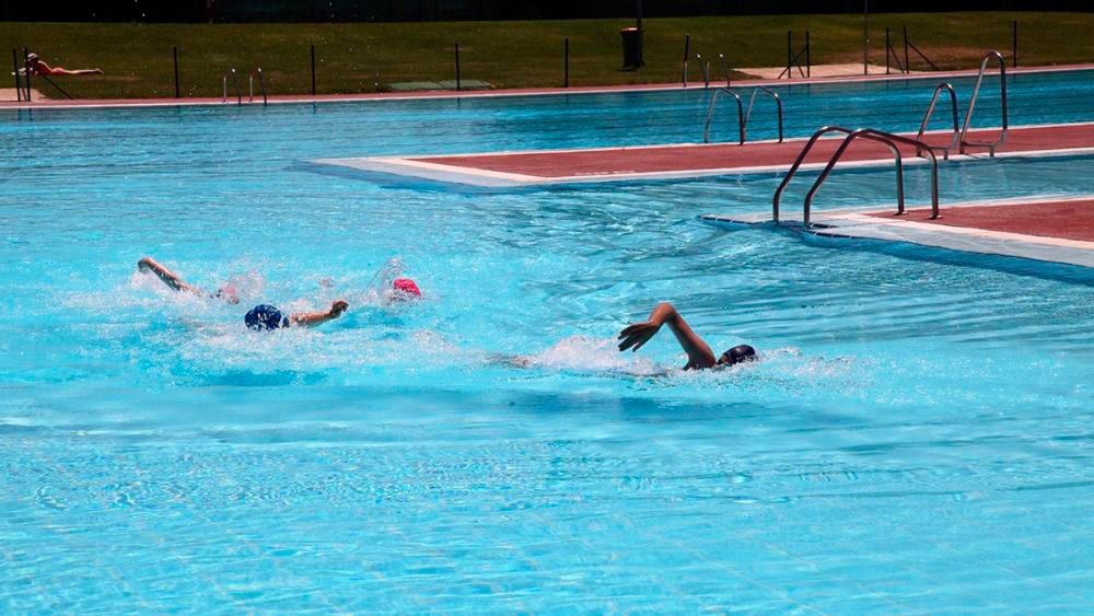 Imagen de archivo de las piscinas de La Palomera. | L.N.C. Imagen de archivo de las piscinas de La Palomera. | L.N.C.