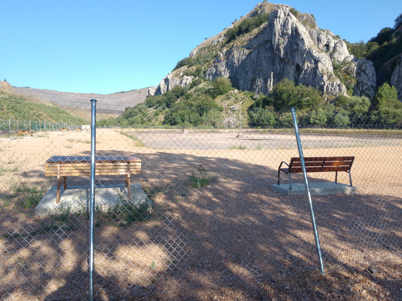 CHD multa al Ayuntamiento de La Pola de Gordón por convertir balsas mineras en lagunas de pesca. | L.N.C.