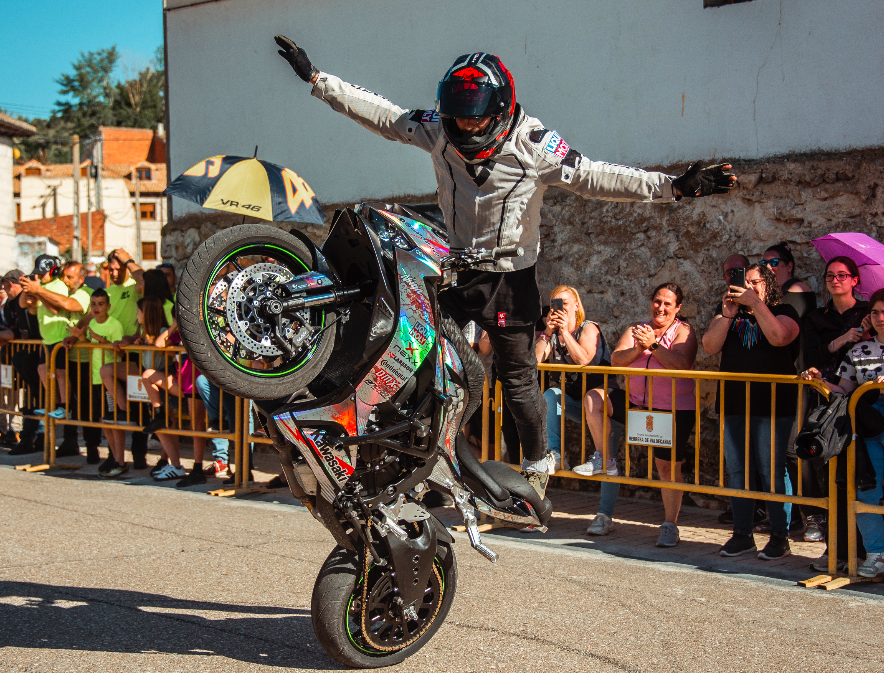 Llega a Astorga uno de los grandes especatáculos de motociclismo. CUADRADO STUNT
