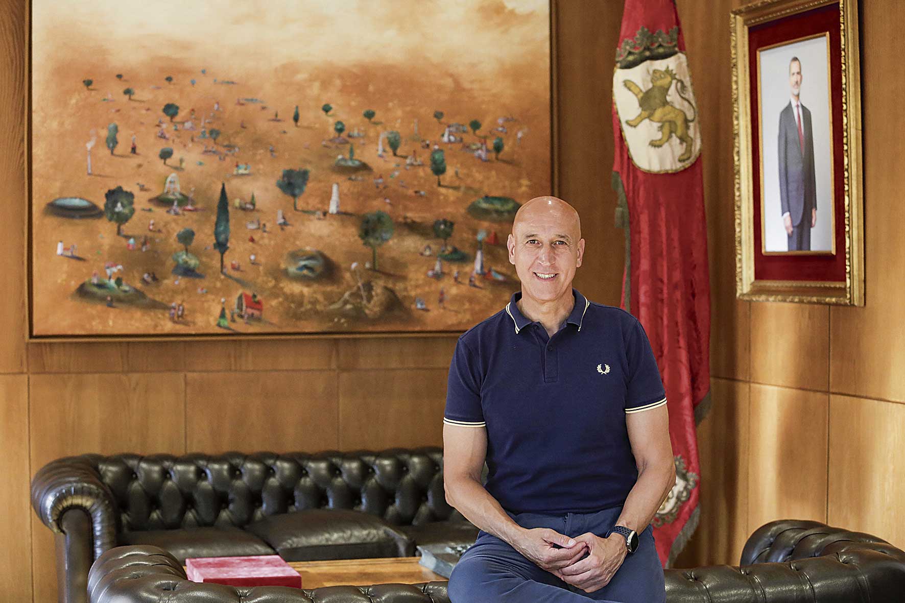 José Antonio Diez atiende a La Nueva Crónica en su despacho del Ayuntamiento de León. |FERNANDO OTERO