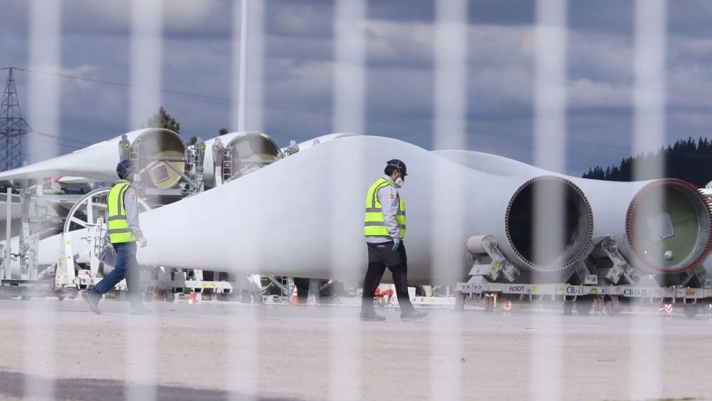 Imagen de archivo de trabajadores en la planta de GE Vernova de Ponferrada. I Ical